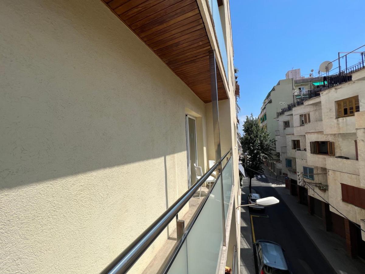 Apartamentos Comfort Calella Eksteriør billede