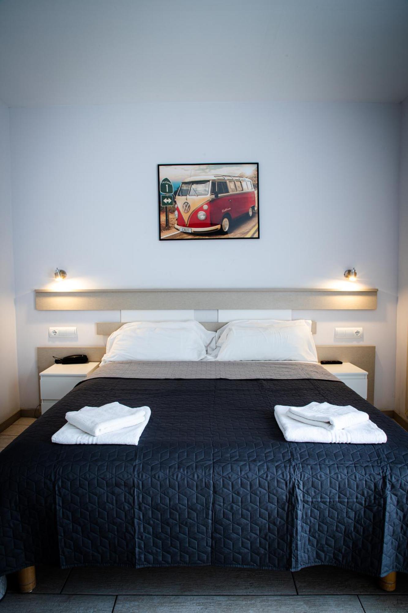 Apartamentos Comfort Calella Eksteriør billede