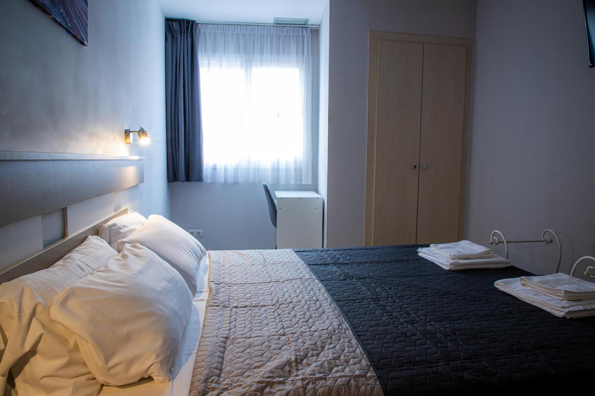 Apartamentos Comfort Calella Eksteriør billede