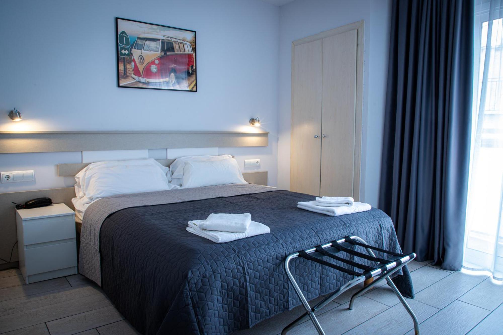 Apartamentos Comfort Calella Eksteriør billede