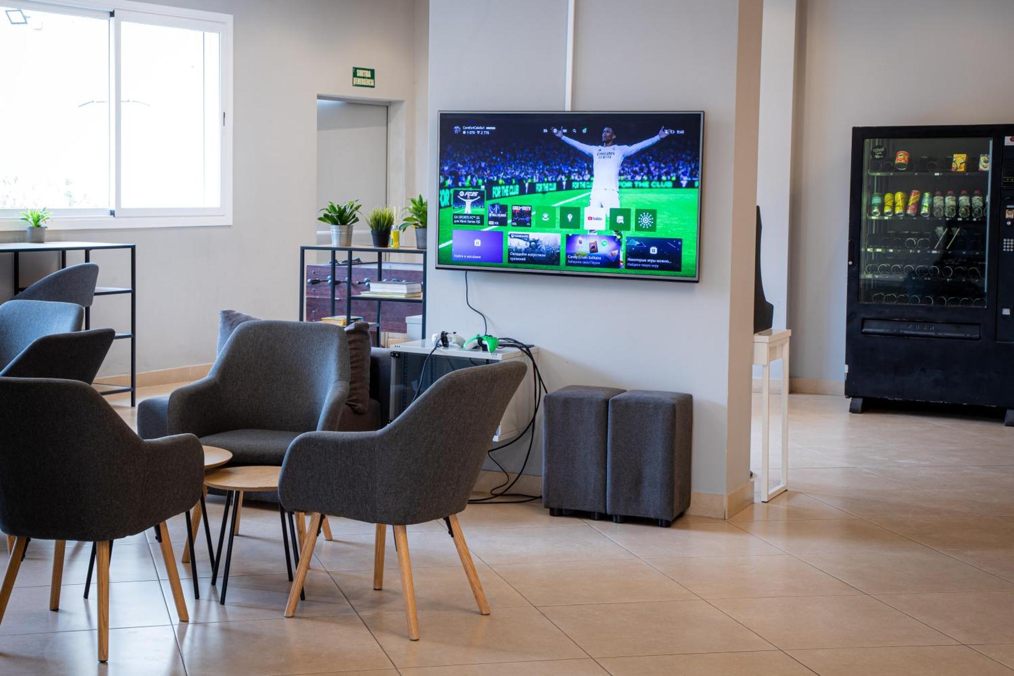 Apartamentos Comfort Calella Eksteriør billede
